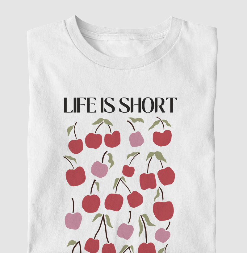 Camiseta Live is short