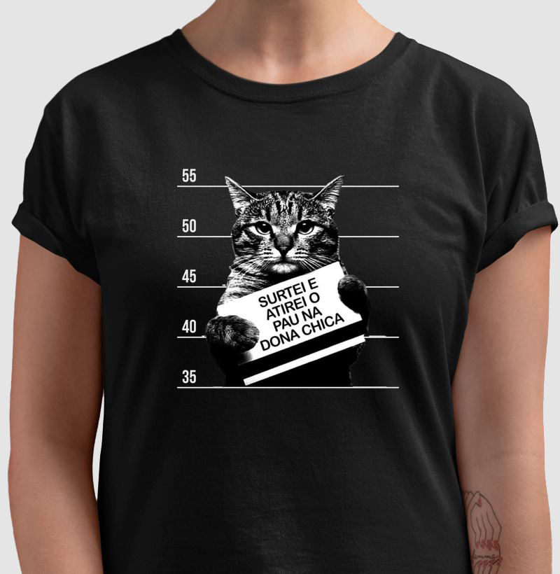 Surtei e Atirei o Pau na Dona Chica