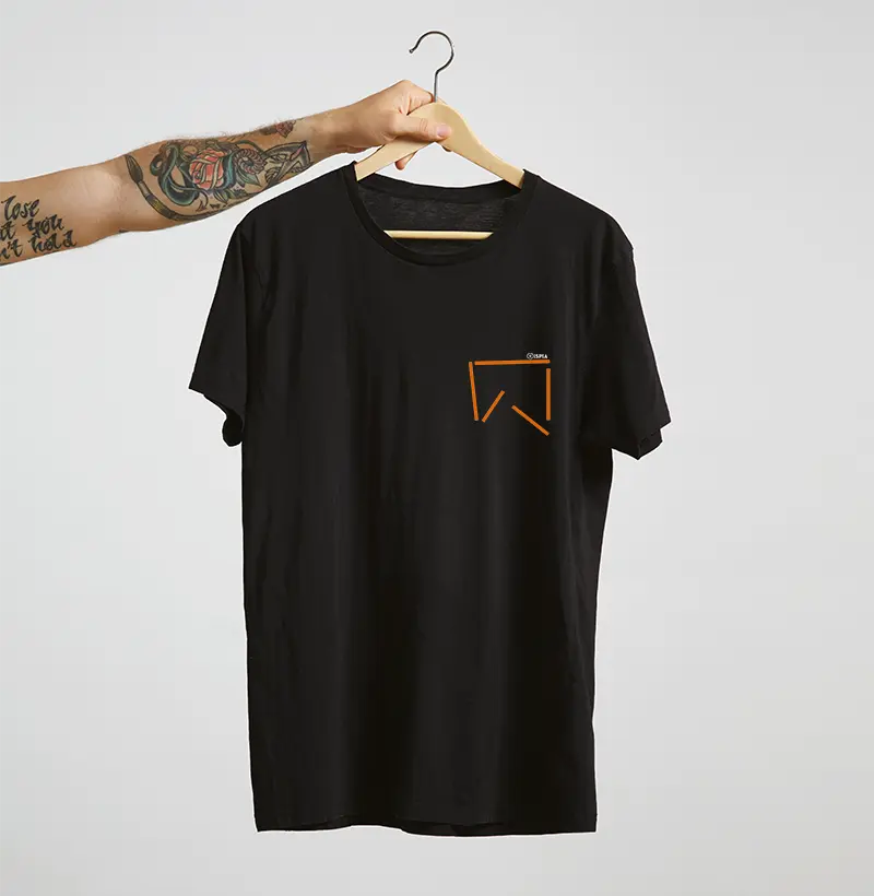 Blusa Bandeirinha