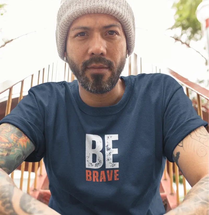 Camiseta Motivacional | BE BRAVE - Seja Corajoso | Atitude Destemida | Inspiração Diária