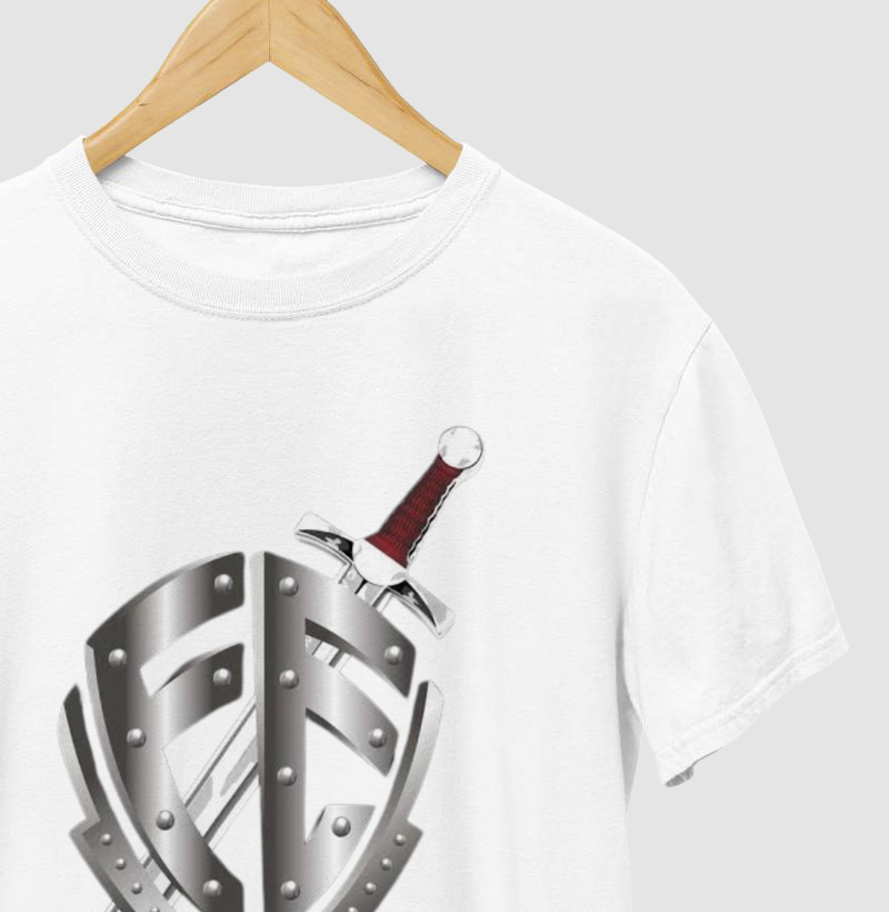 Camiseta Escudo Fé Estilizado