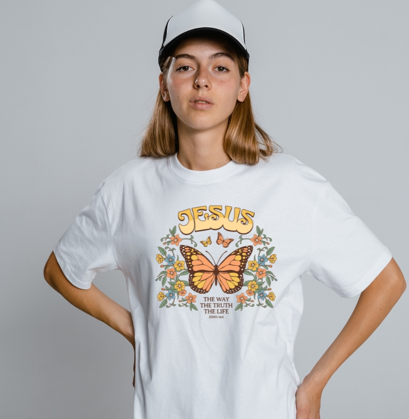 CAMISETA OVERSIZED - JESUS-O CAMINHO, A VERDADE, A VIDA