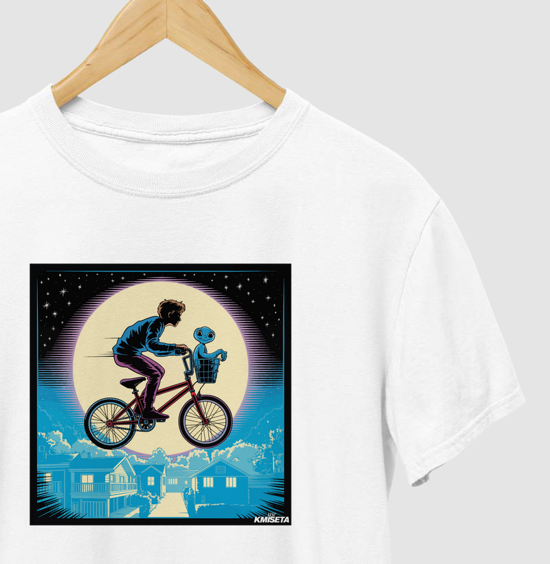 E.T. O Extraterrestre: Onde a Amizade Transcende Galáxias.