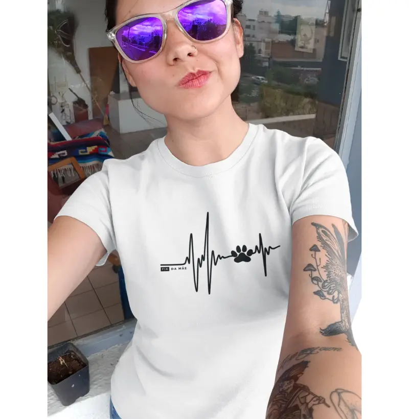 025 - Camiseta heartbeatwh