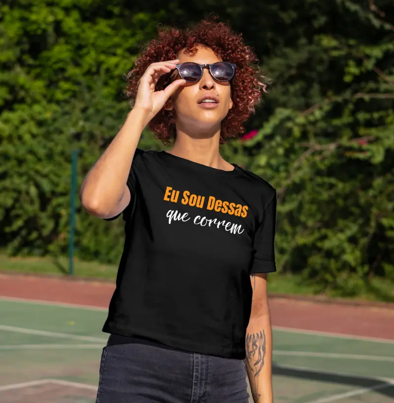 Camisa Feminina Preta de Corrida Eu Sou Dessas que Correm