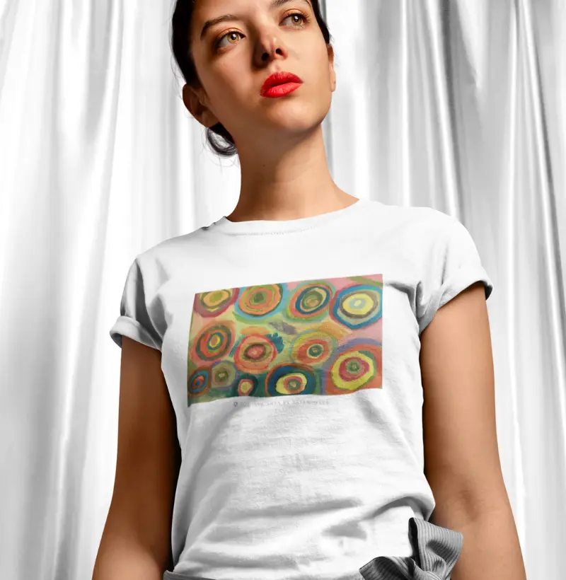 Camiseta Adulto Branca Espirais by Tati Moraes