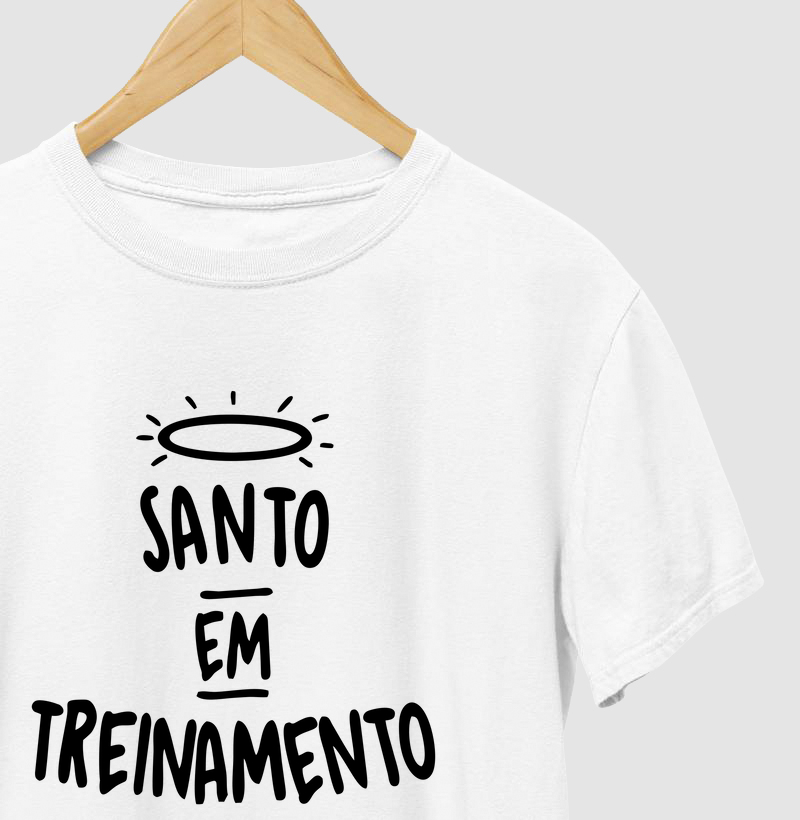 Camiseta Santo em Treinamento