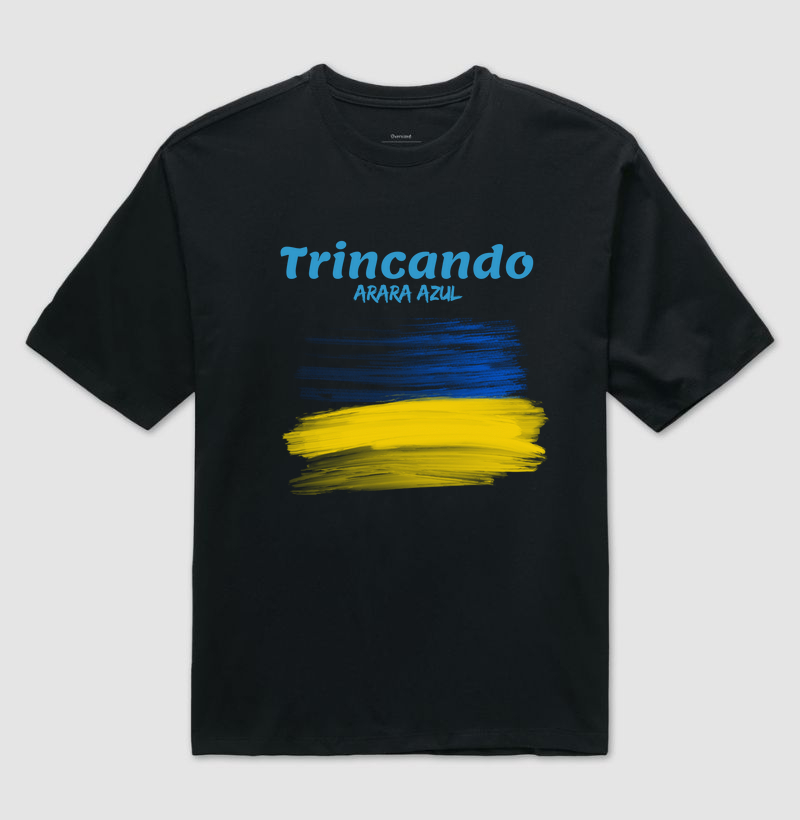 Trincando arara azul