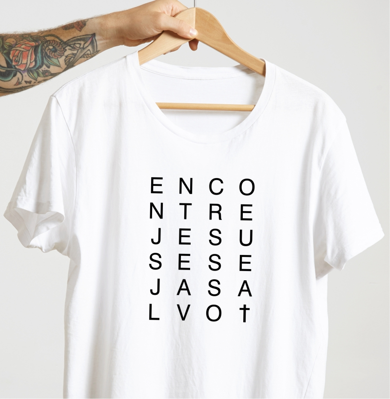 Camiseta encontre Jesus (caça palavras)