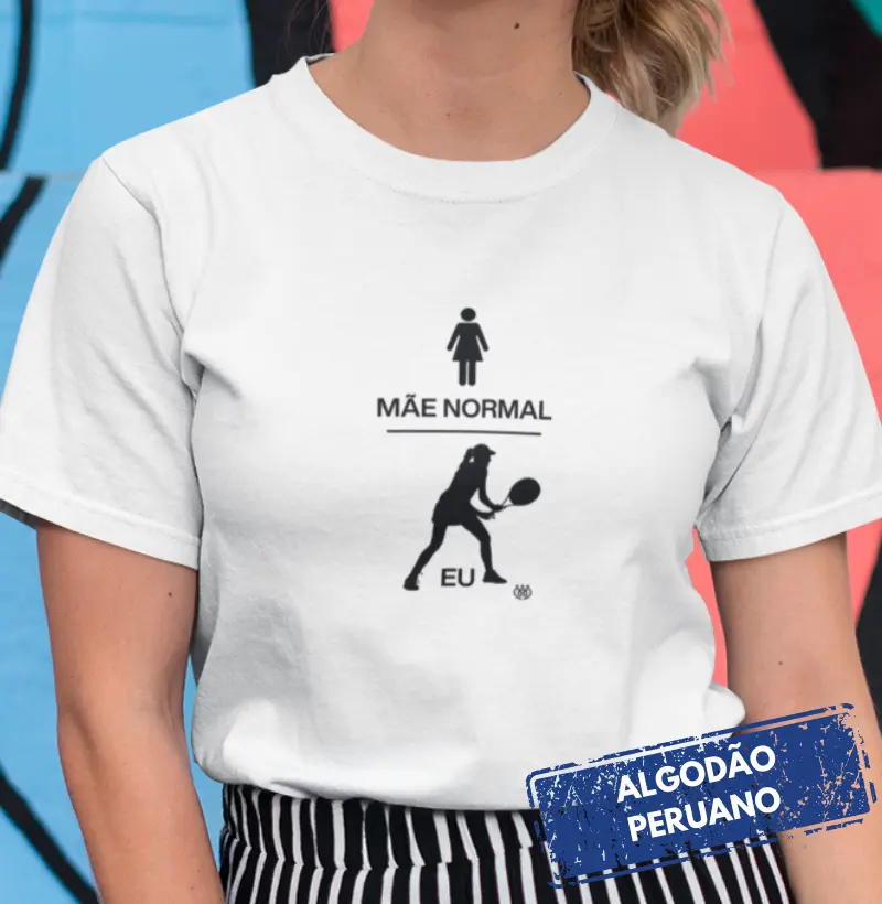 Mãe normal, eu praticando tênis - Premium