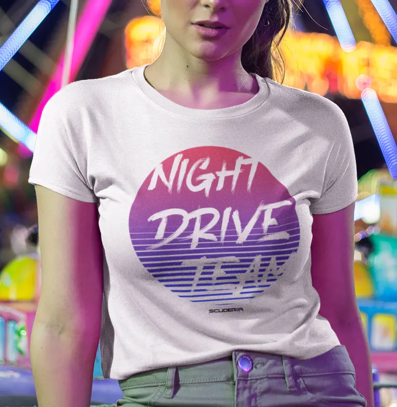 CAMISETA NIGHT DRIVE TEAM - FEMININO