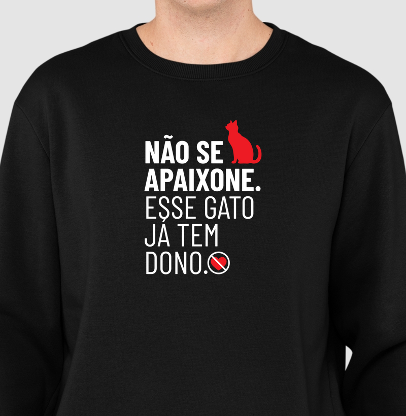 Não se apaixone. Este gato já tem dono