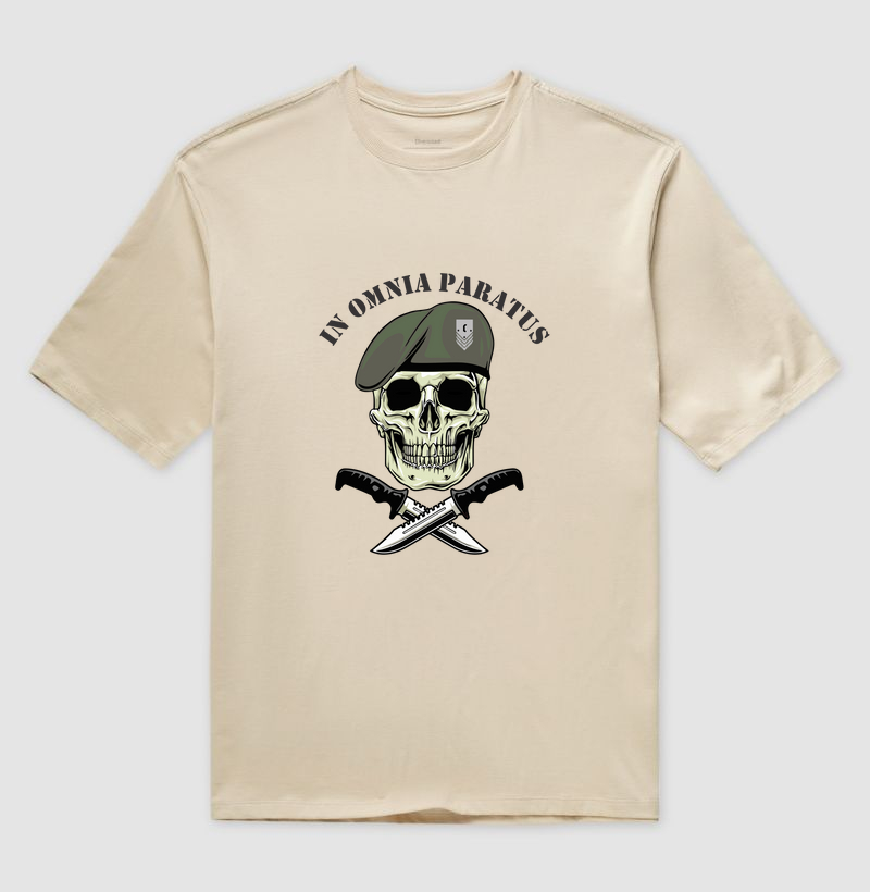 IN OMNIA PARATUS/ Oversized