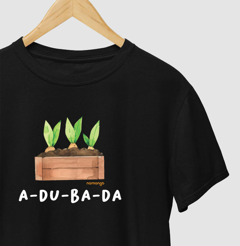 Camiseta Adubada – Crescimento Pessoal com Humor - Na Manga
