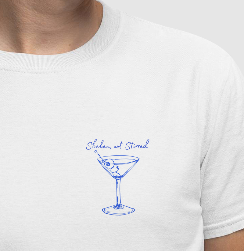 Camiseta Shaken, not stirred