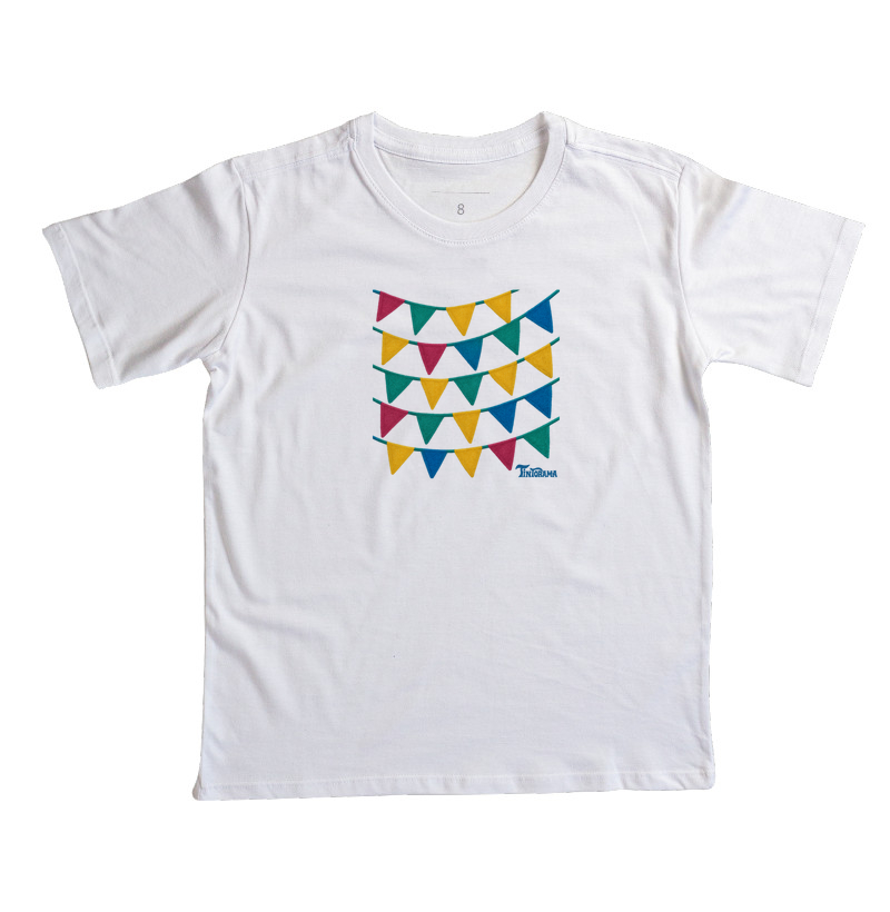 Camiseta Infantil "bandeirolas"