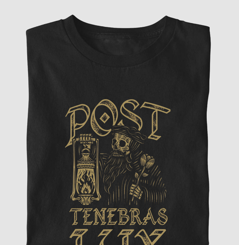 CAMISETA: "POST TENEBRAS LUX"