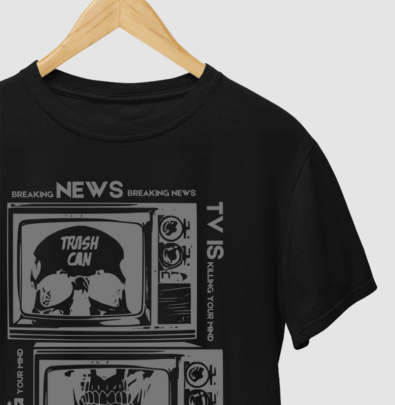 Camiseta Caveira TV Monocrom 