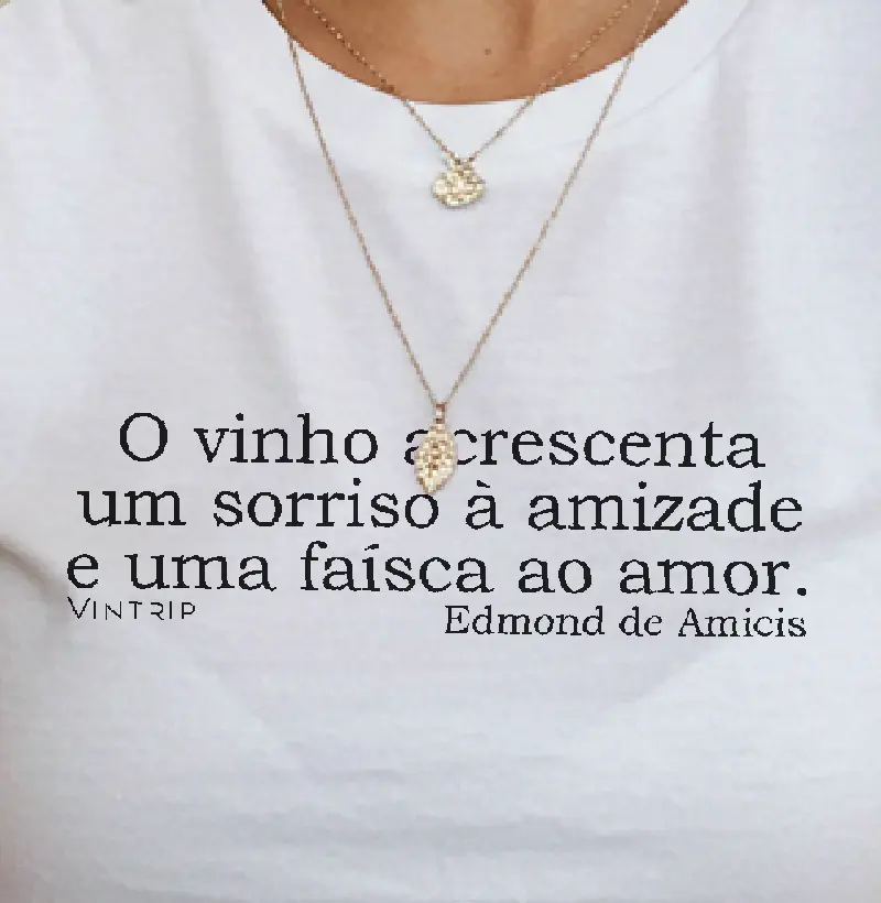 O vinho acrescenta um sorriso à amizade e uma faísca ao amor.