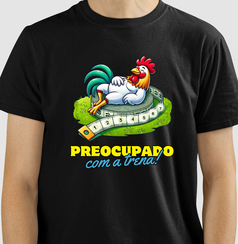 Camiseta Estampada Índio Gigante: Galo Preocupado com a Trena - Moda Exclusiva para Criadores e simpatisantes da raça de galinhas Índio Gigante.