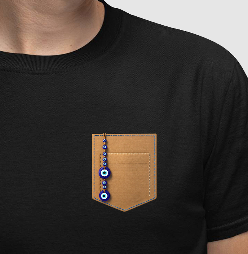 Camiseta Olho de Hórus – Intuição, Proteção e Poder Ancestral