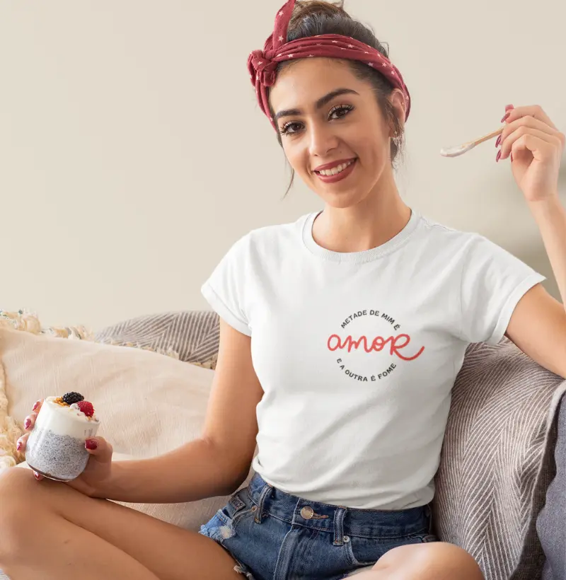Camiseta Feminina - Metade amor e metade fome