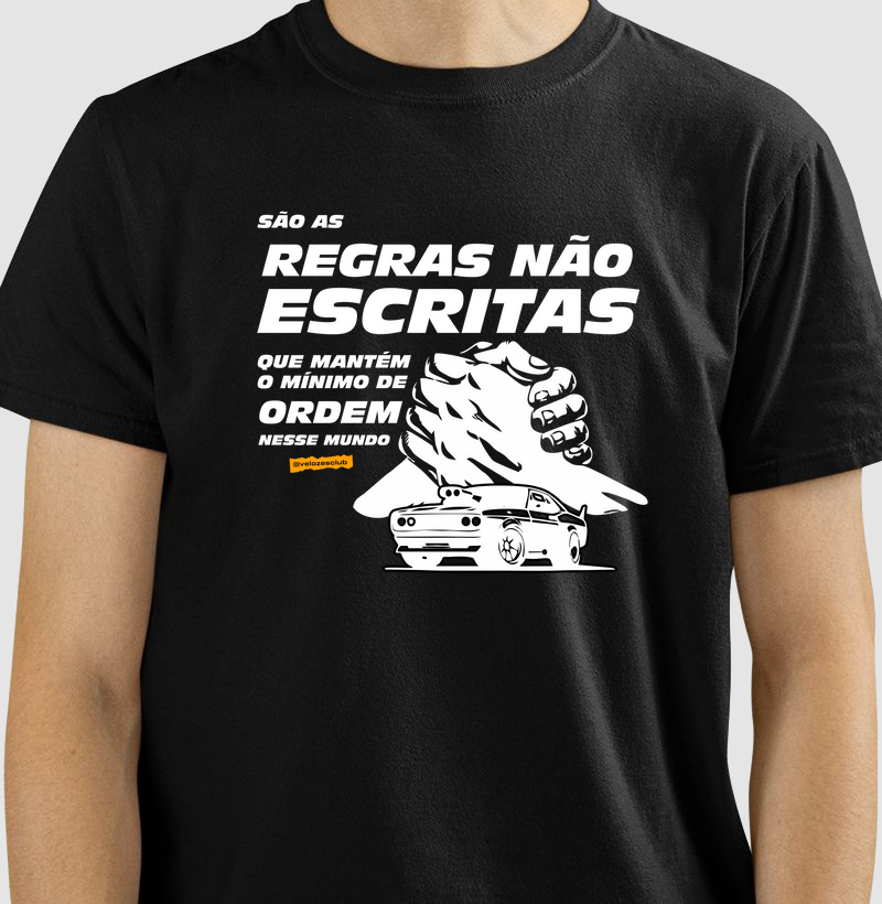 Camiseta com frase 'Regra não escrita'