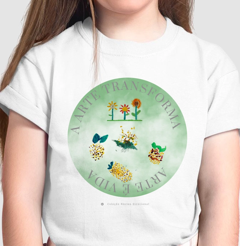 Camiseta Adulto Abacaxis by Núcleo Direcional