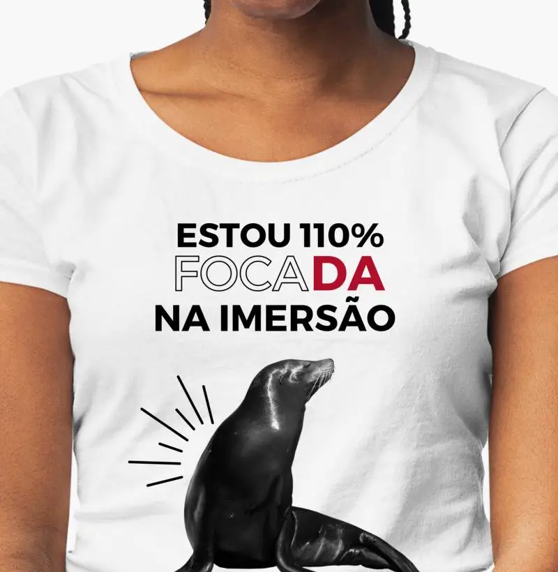 Camiseta Feminina "Focada na Imersão"
