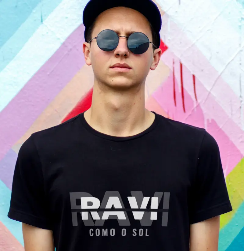 RAVI - Como o Sol - Nomes e Significados