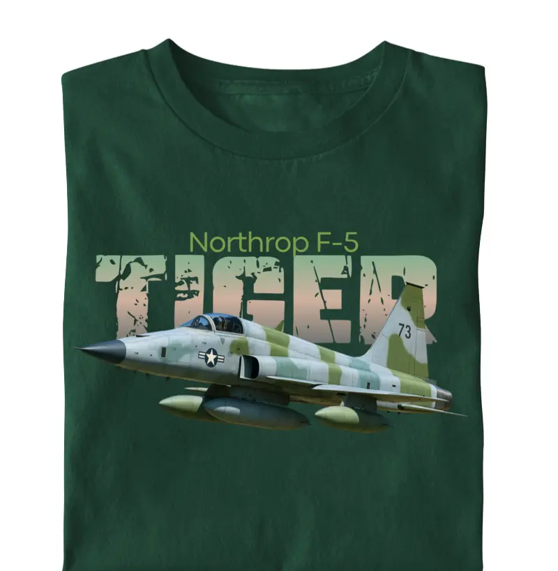 F-5 Tiger Flying
