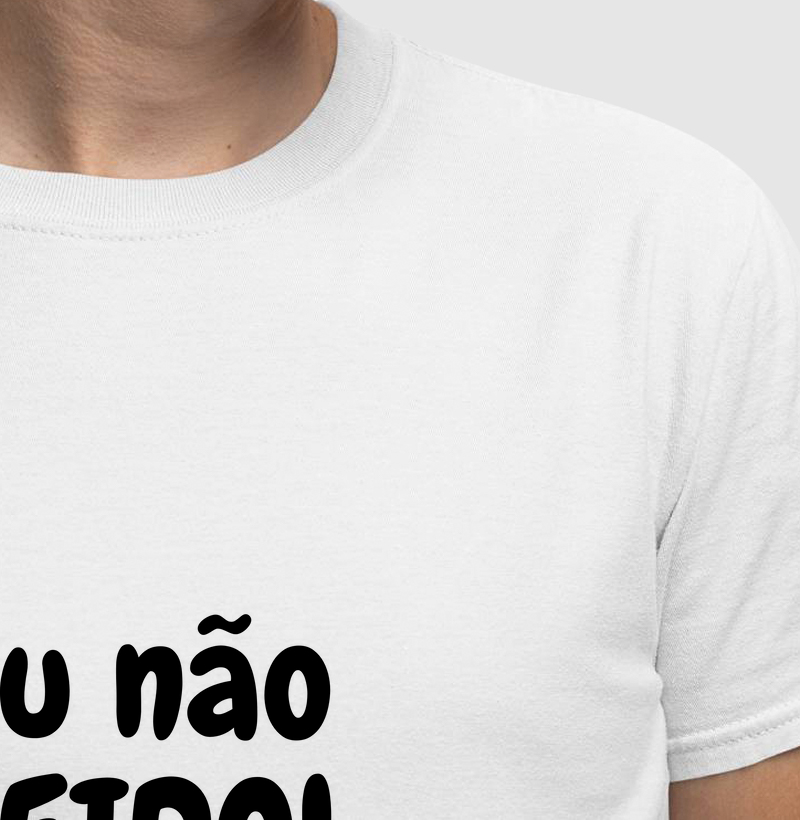 CAMISETA FRASES DE HUMOR "EU NÃO PEIDO! AROMATIZO O AMBIENTE."