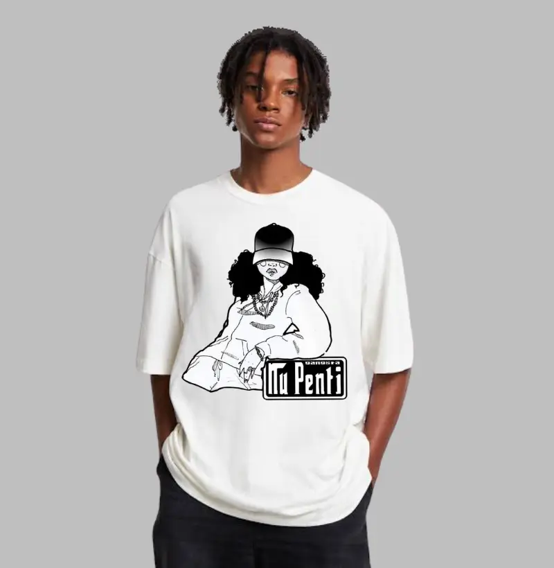 Camiseta oversized Bela Gangsta