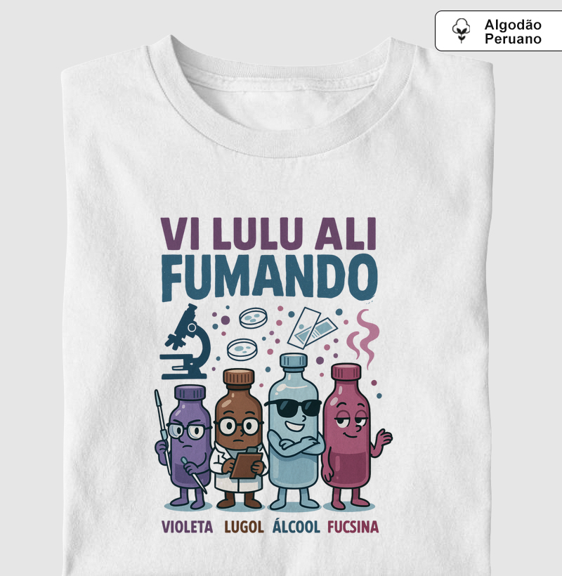 Vi Lulu Ali Fumando