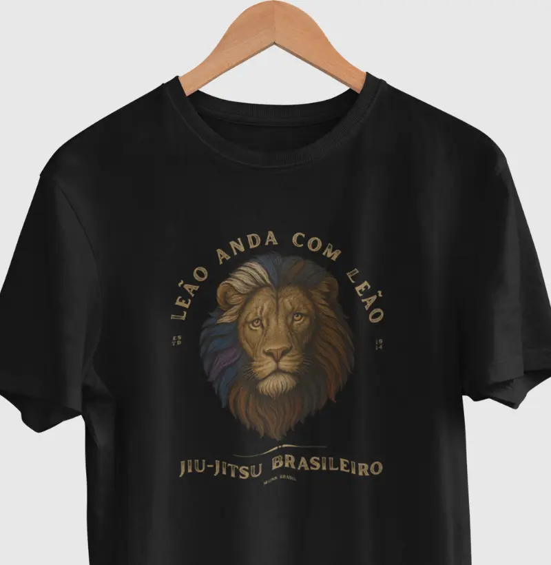 Leão Anda Com Leão