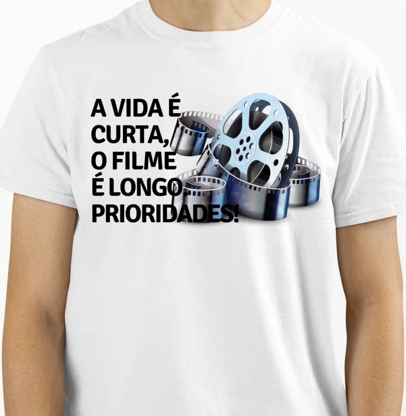 CAMISETA  A VIDA E CURTA...