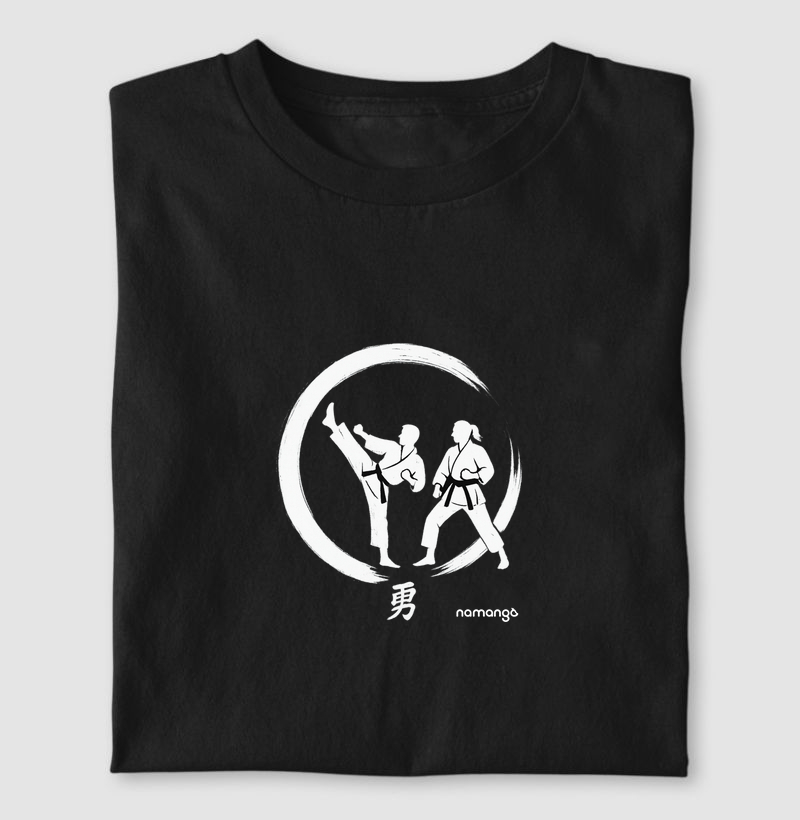 Camiseta Karatê Espírito de Coragem – Na Manga