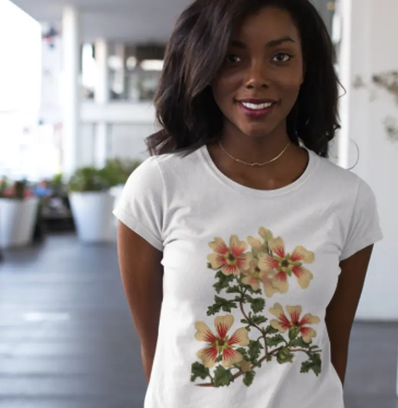 Camiseta Feminina Fashion Flower II