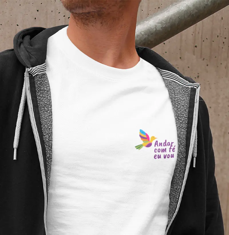 Camiseta Andar com Fé