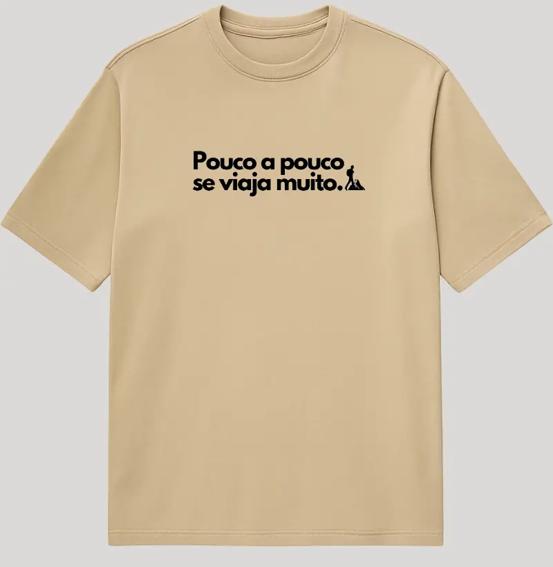 Oversized Bold Frase Viaja Muito