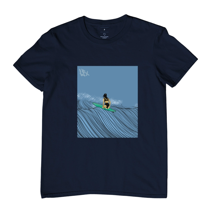 Mulher Surfista Esperando Onda V01