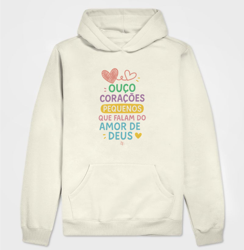 Ouço Corações Pequenos que falam do amor de Deus