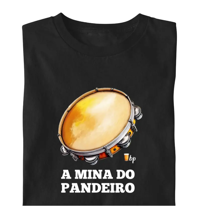 A mina do pandeiro - com o instrumento
