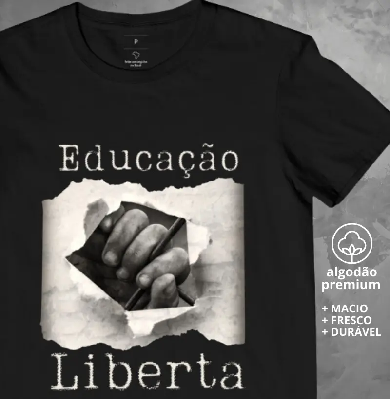 Camiseta Educação Liberta