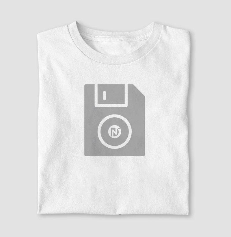 T-shirt minimalista Disquete