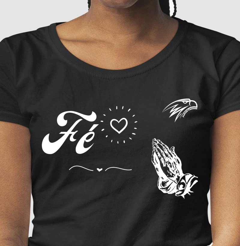 Camiseta Feminina Fé Letras Brancas
