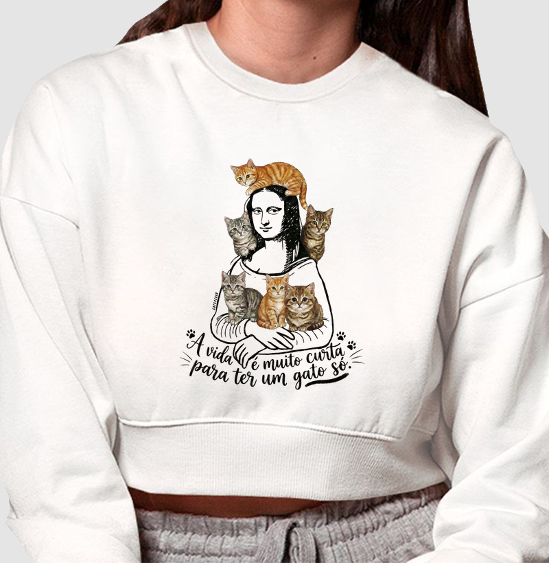 A vida é muito curta para ter um gato só.