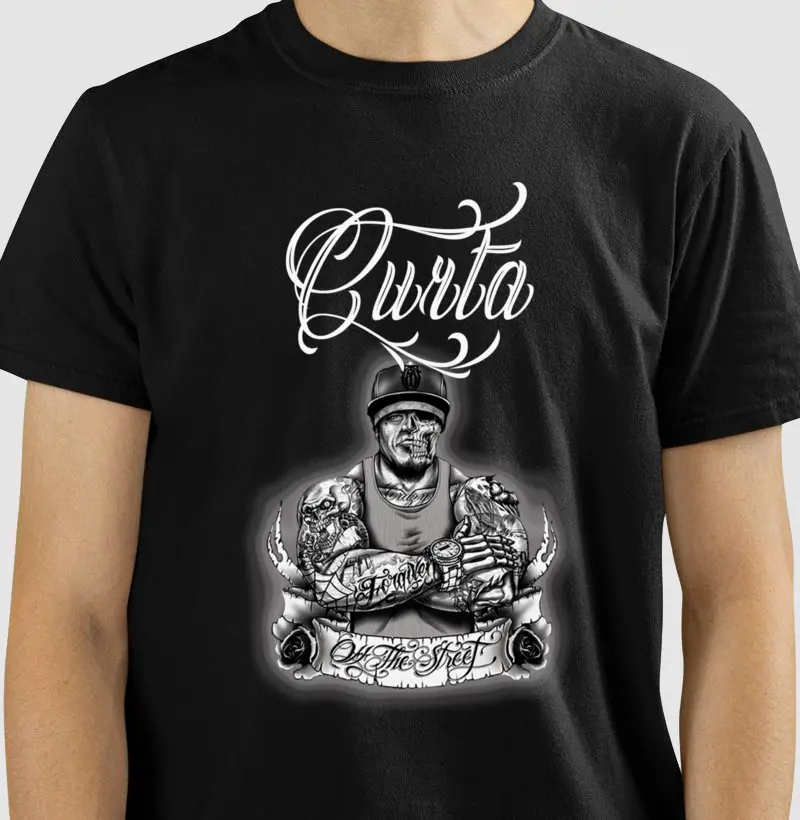 Camiseta modelo - Duas caras
