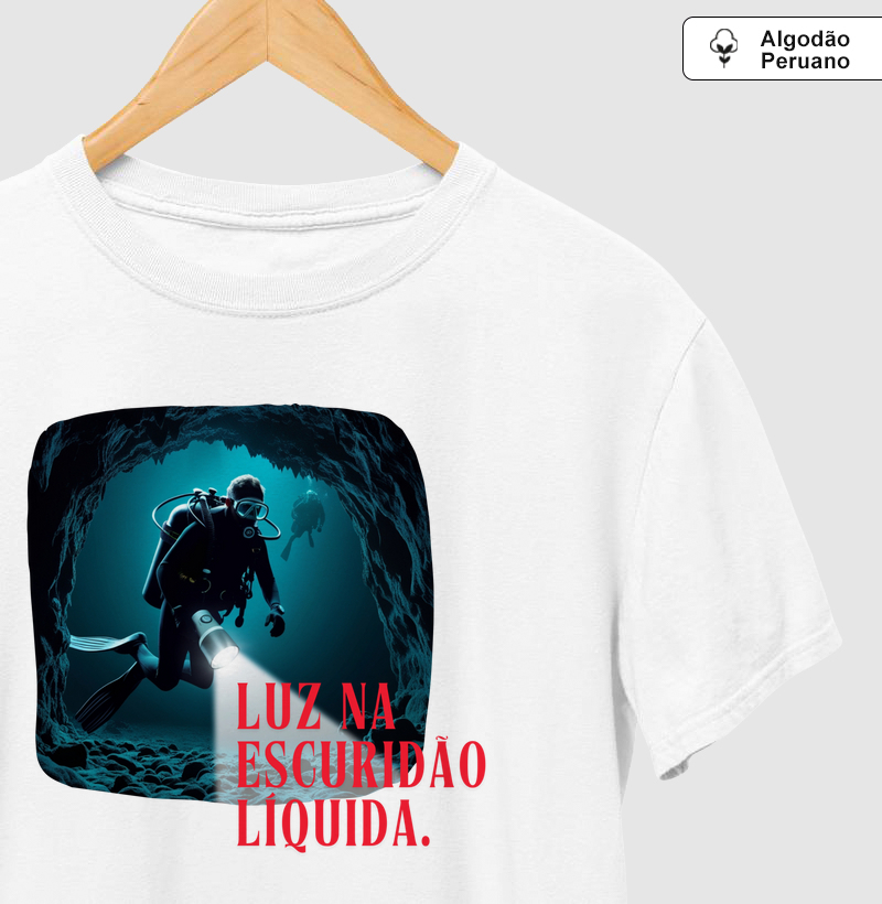 Luz na escuridão Líquida