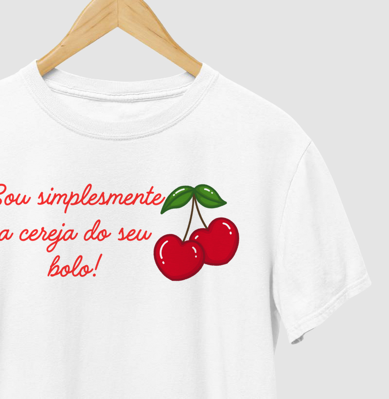 T-shirt cereja do bolo
